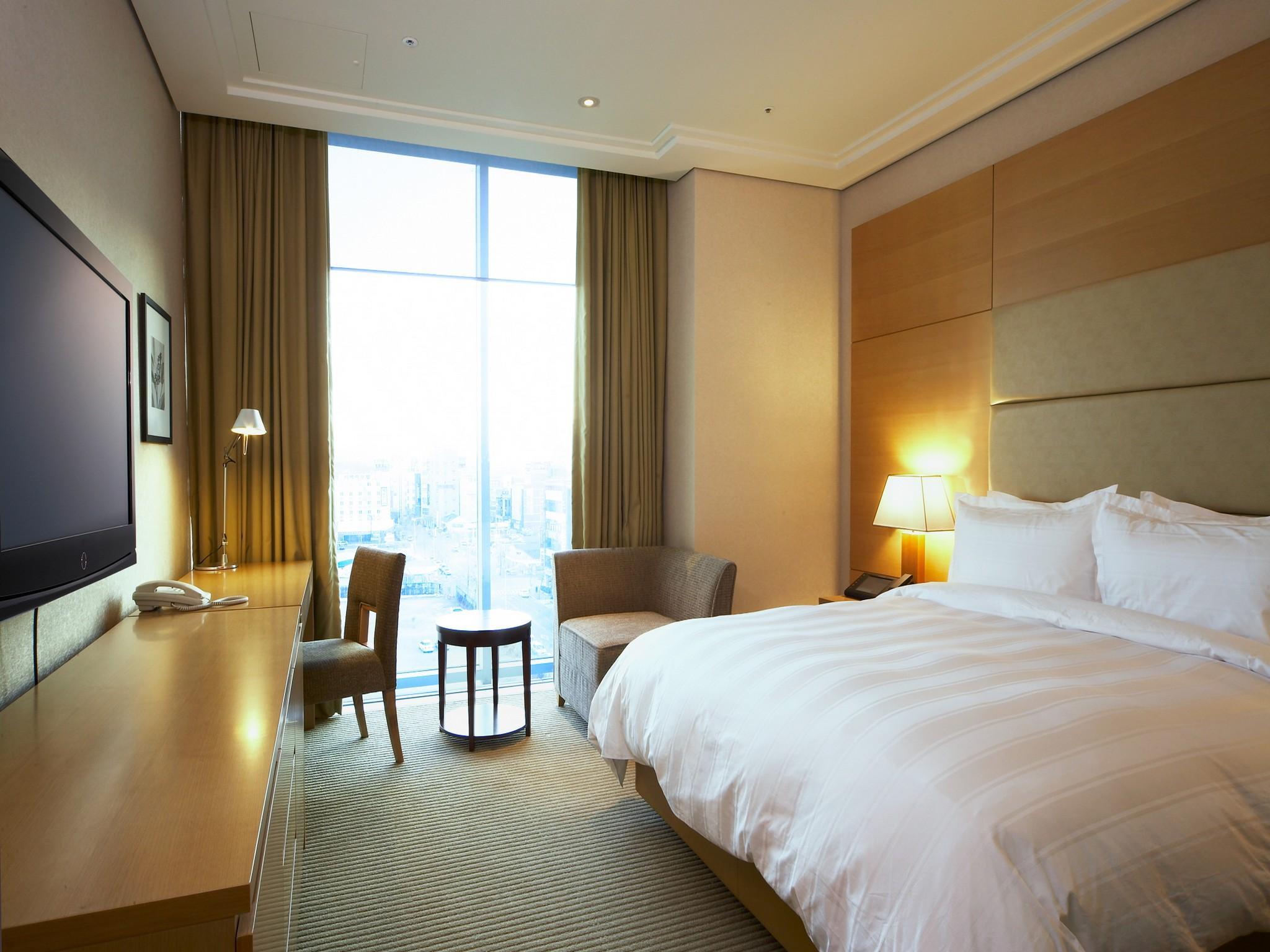 Ramada Plaza By Wyndham Gwangju Hotel Gwangju Metropolitan City Екстериор снимка
