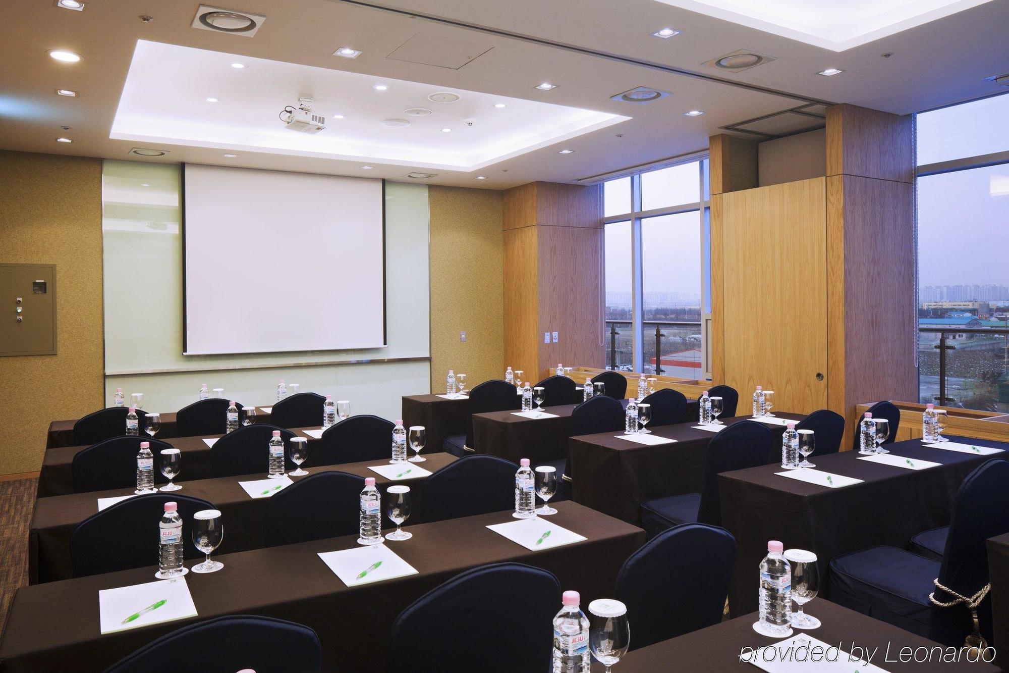 Ramada Plaza By Wyndham Gwangju Hotel Gwangju Metropolitan City Екстериор снимка