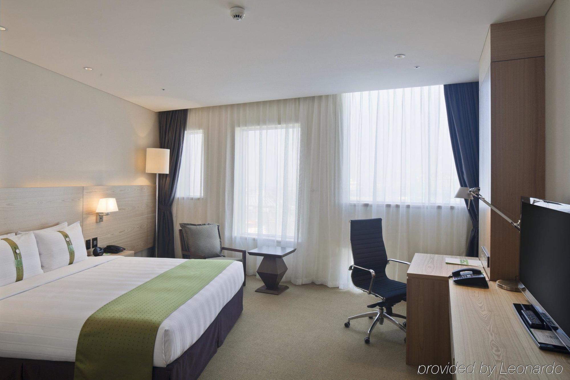 Ramada Plaza By Wyndham Gwangju Hotel Gwangju Metropolitan City Екстериор снимка