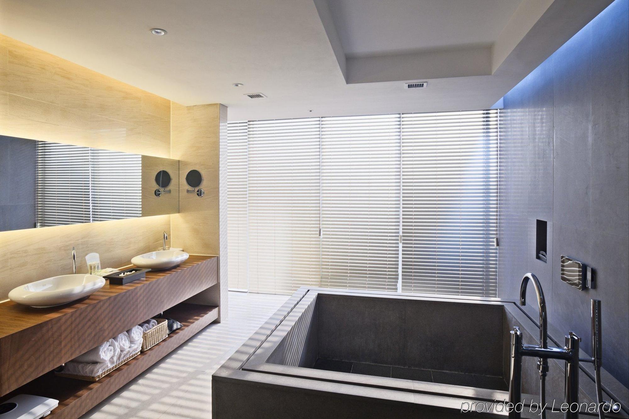 Ramada Plaza By Wyndham Gwangju Hotel Gwangju Metropolitan City Екстериор снимка
