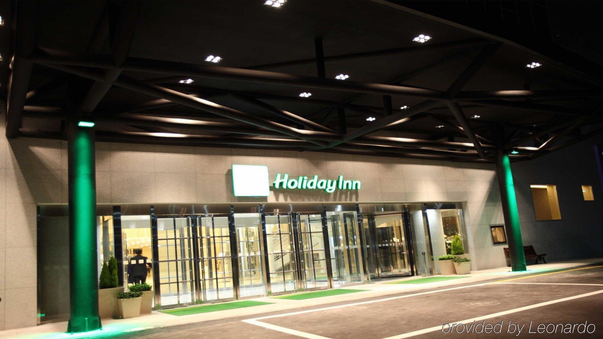Ramada Plaza By Wyndham Gwangju Hotel Gwangju Metropolitan City Екстериор снимка