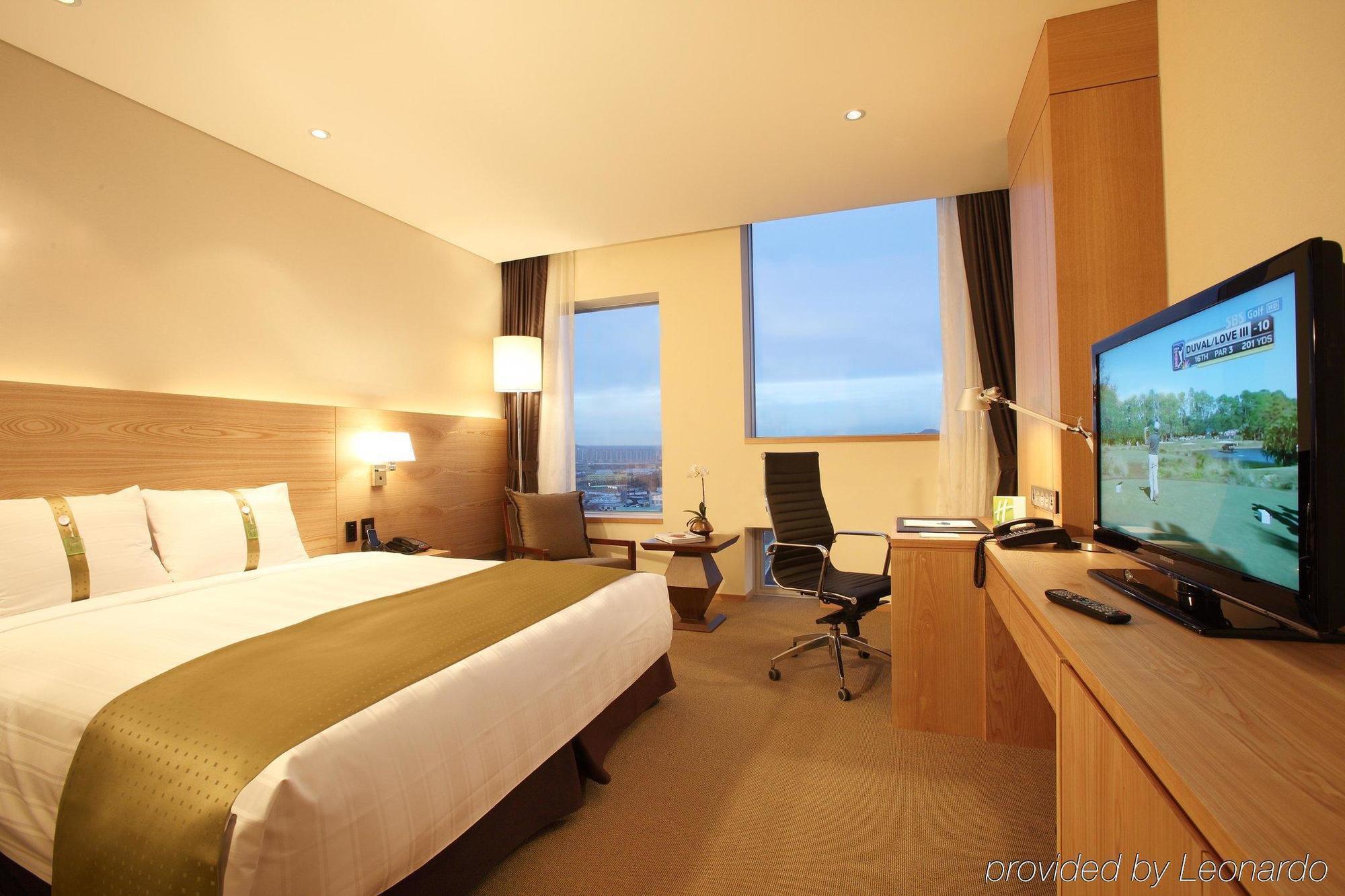 Ramada Plaza By Wyndham Gwangju Hotel Gwangju Metropolitan City Екстериор снимка