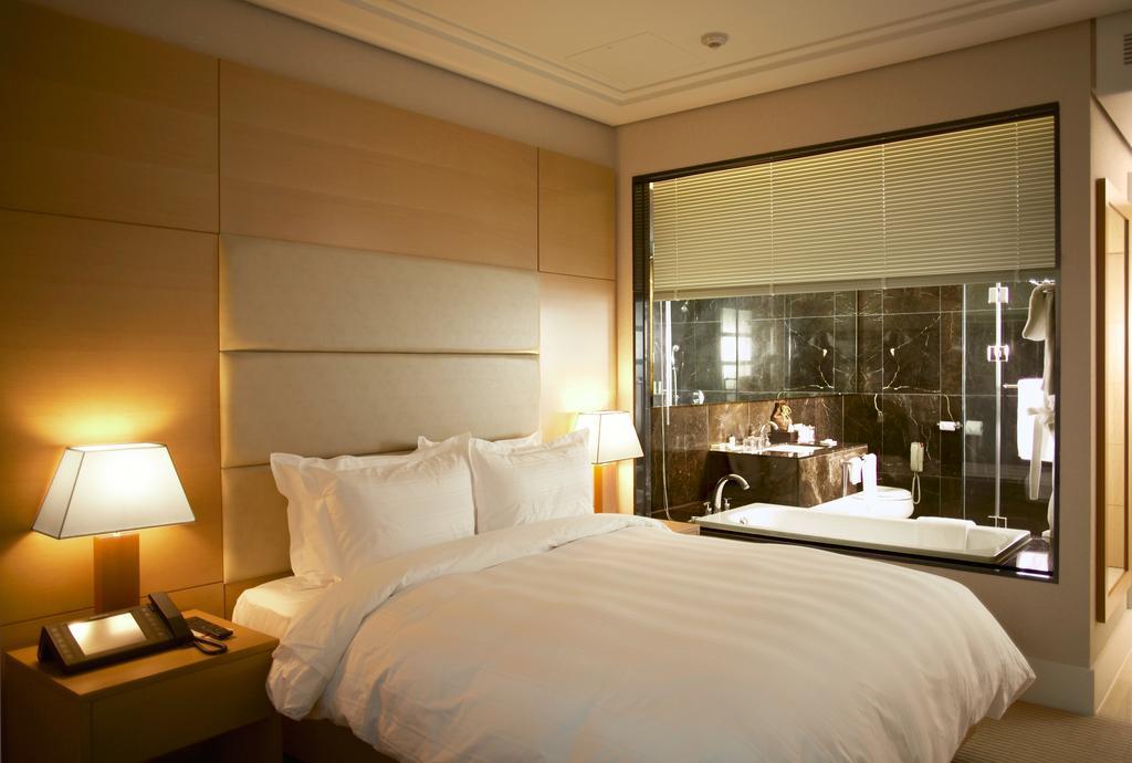 Ramada Plaza By Wyndham Gwangju Hotel Gwangju Metropolitan City Екстериор снимка